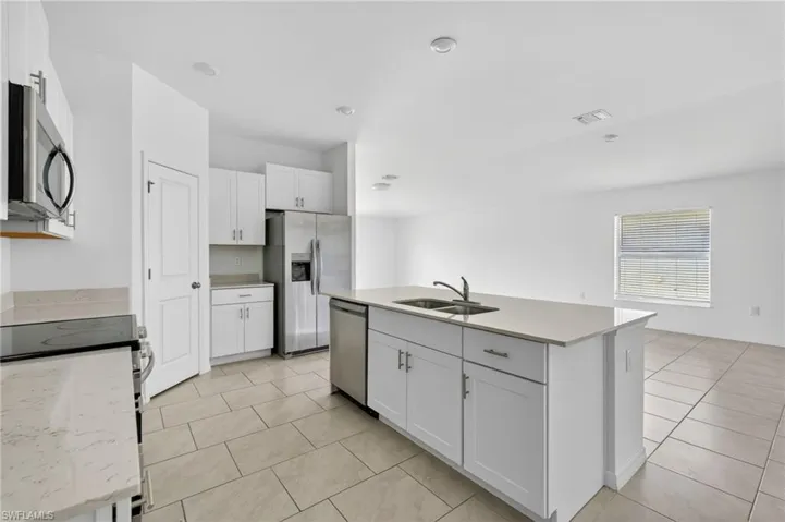 4007  San Clemente  CT, North Fort Myers, FL 33917