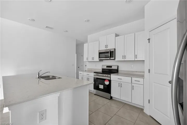 4007  San Clemente  CT, North Fort Myers, FL 33917