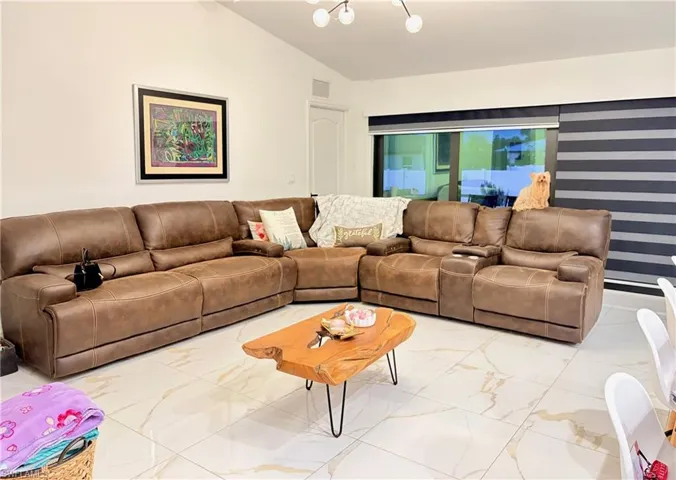3201 NW 2nd  PL, Cape Coral, FL 33993