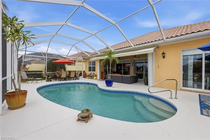 Fully screened-in Pool Deck