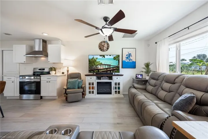3601 Wisteria Pl, Punta Gorda, Florida 33950