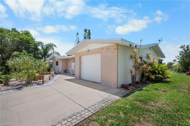 524 S Neponsit Dr, Venice, Florida 34293
