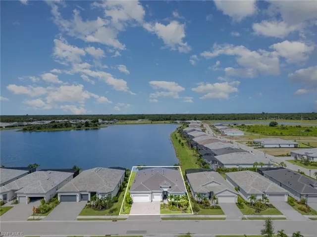 17583 Winding Oak Ln, North Fort Myers, Florida 33917