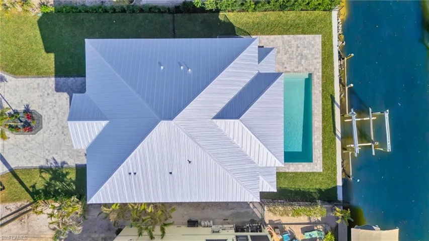 VIRTUALLY ENHANCED - Drone / aerial view