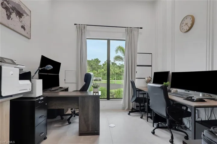 634 19th St Sw, Naples, Florida 34117