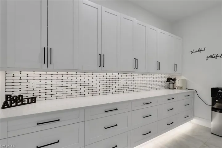 634 19th St Sw, Naples, Florida 34117