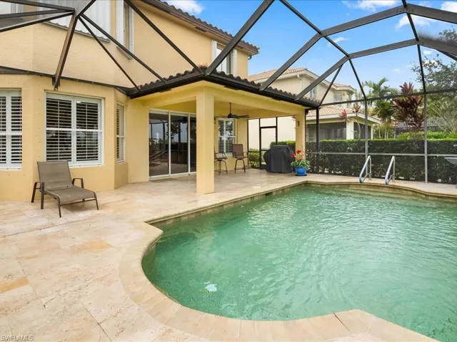 Large Screened Lanai With Heated Pool