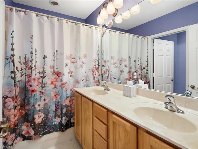 Second Full Bathroom