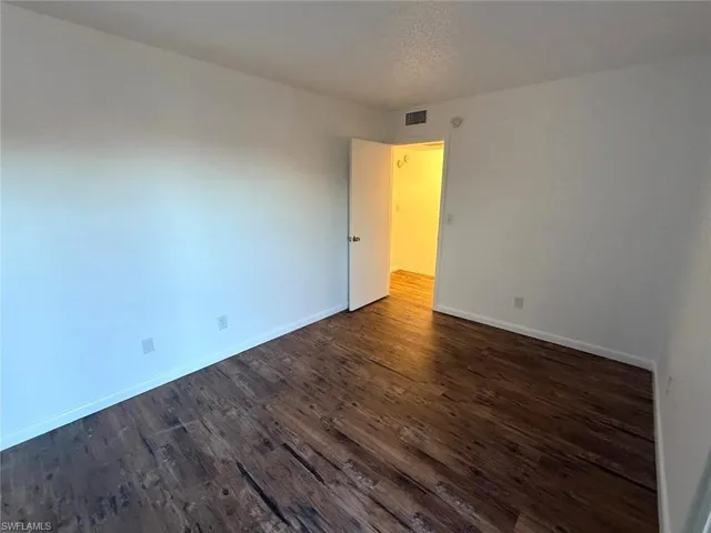 1406 Park Shore Cir 3, Fort Myers, Florida 33901
