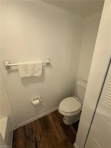 1406 Park Shore Cir 3, Fort Myers, Florida 33901