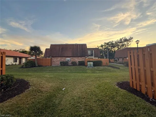 1406 Park Shore Cir 3, Fort Myers, Florida 33901