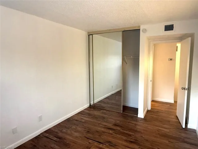 1406 Park Shore Cir 3, Fort Myers, Florida 33901