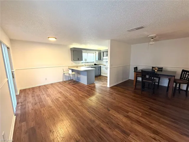 1406 Park Shore Cir 3, Fort Myers, Florida 33901