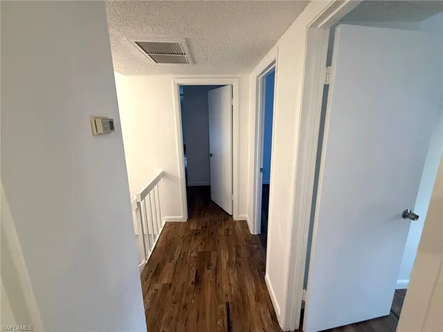 1406 Park Shore Cir 3, Fort Myers, Florida 33901
