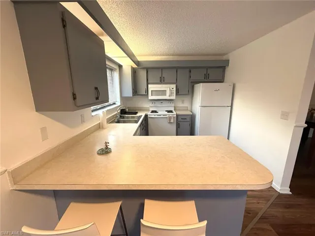 1406 Park Shore Cir 3, Fort Myers, Florida 33901