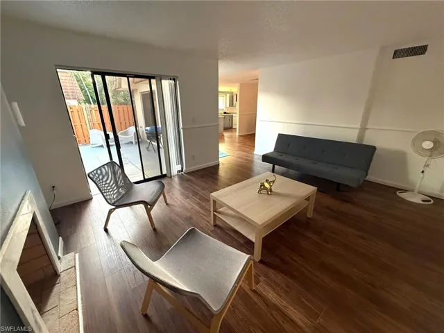 1406 Park Shore Cir 3, Fort Myers, Florida 33901