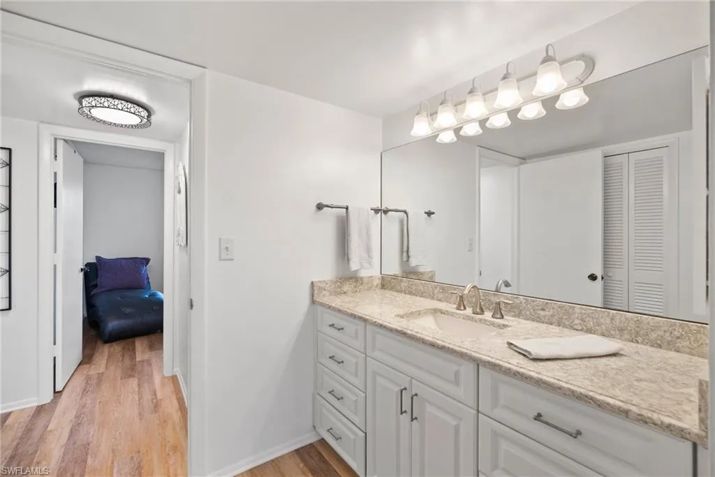 6102 Augusta DR, Fort Myers, FL 33907,224090497