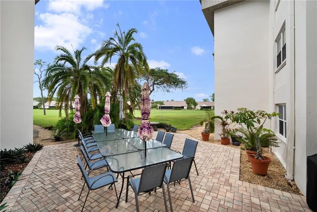 6102 Augusta DR, Fort Myers, FL 33907,224090497