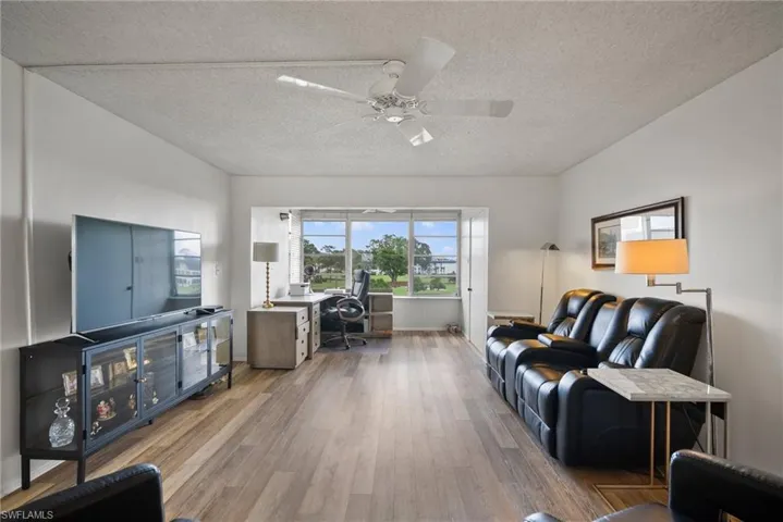 6102 Augusta DR, Fort Myers, FL 33907,224090497