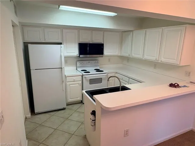 4127 Residence Dr 415, Fort Myers, Florida 33901
