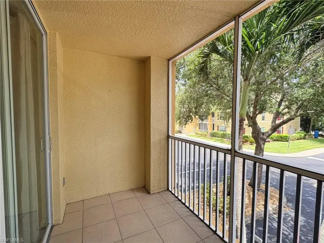 4127 Residence Dr 415, Fort Myers, Florida 33901