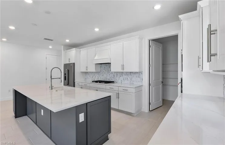 12453 Basalt Ln, Alva, Florida 33920