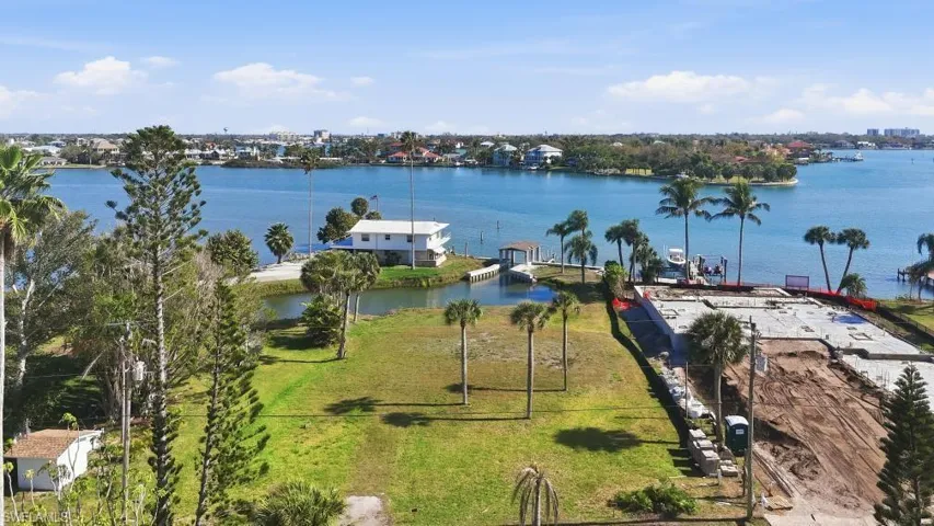 Bayview  PKWY, Nokomis, FL 34275