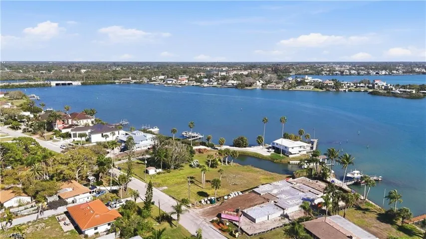 Bayview  PKWY, Nokomis, FL 34275