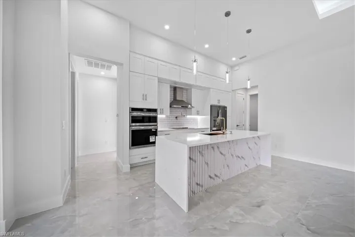 608 Sw 20th Ter, Cape Coral, Florida 33991