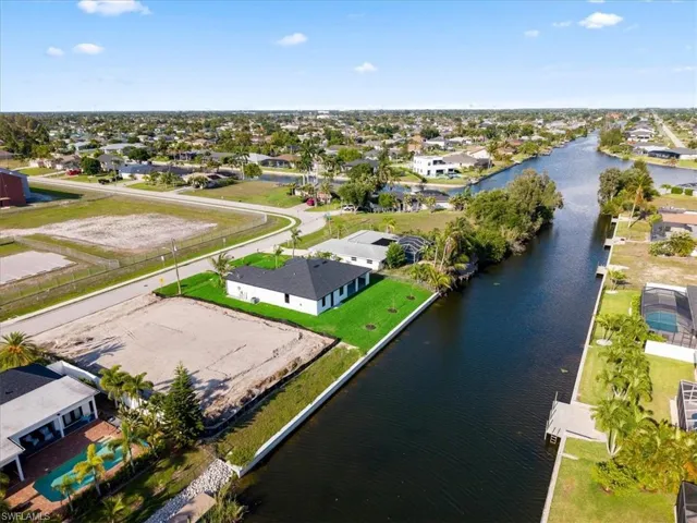 608 Sw 20th Ter, Cape Coral, Florida 33991