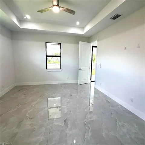608 SW 20th  TER, Cape Coral, FL 33991