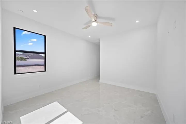 608 Sw 20th Ter, Cape Coral, Florida 33991
