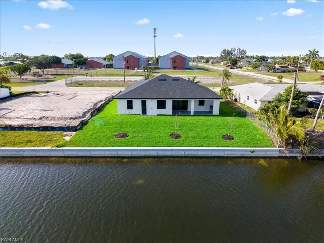 608 Sw 20th Ter, Cape Coral, Florida 33991