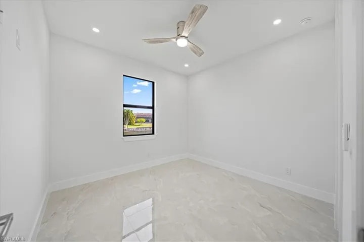 608 Sw 20th Ter, Cape Coral, Florida 33991