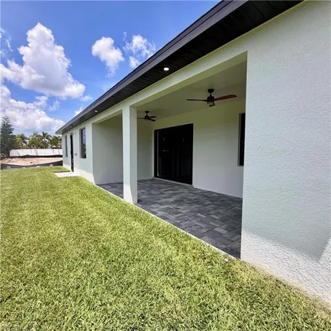 608 SW 20th  TER, Cape Coral, FL 33991
