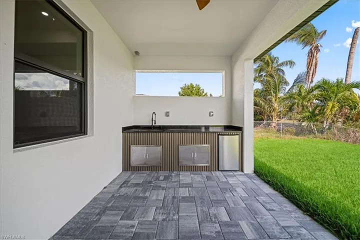 608 Sw 20th Ter, Cape Coral, Florida 33991