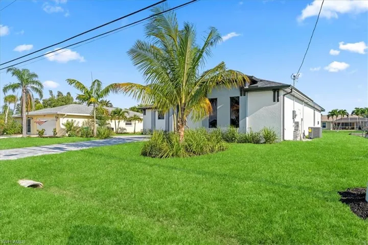 608 Sw 20th Ter, Cape Coral, Florida 33991