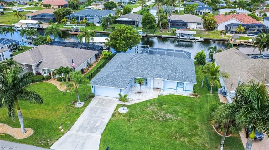 4116 Sw 1st Pl, Cape Coral, Florida 33914
