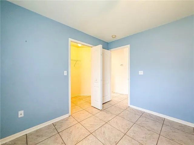 4116 Sw 1st Pl, Cape Coral, Florida 33914