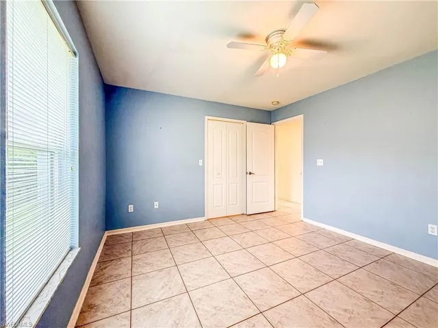 4116 Sw 1st Pl, Cape Coral, Florida 33914