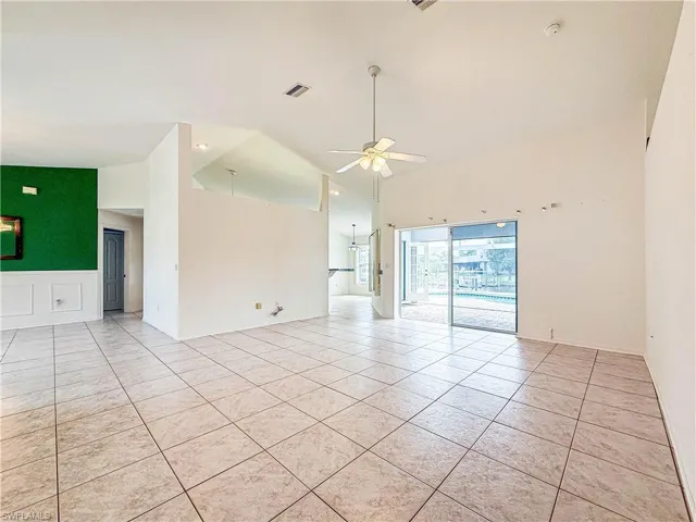 4116 Sw 1st Pl, Cape Coral, Florida 33914
