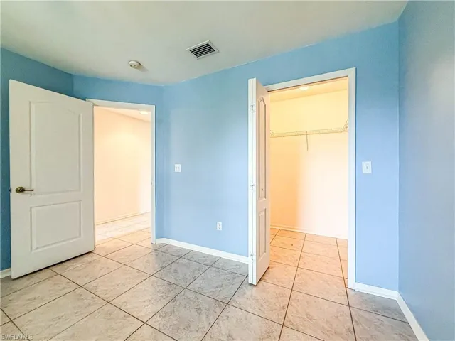 4116 Sw 1st Pl, Cape Coral, Florida 33914
