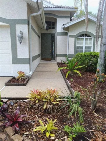 9894 Colonial Walk N, Estero, Florida 33928