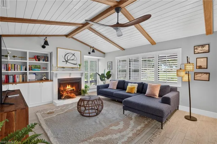1206 Par View Dr, Sanibel, Florida 33957