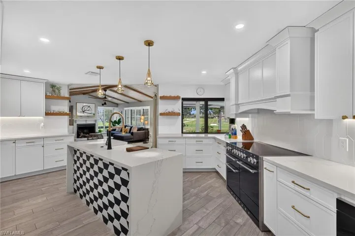 1206 Par View Dr, Sanibel, Florida 33957