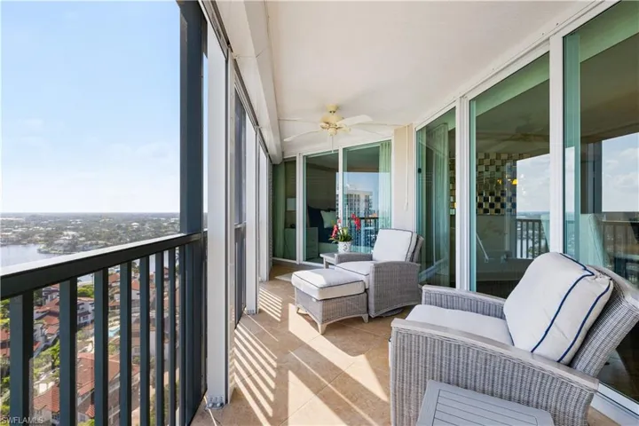 4651  Gulf Shore N BLVD, Naples, FL 34103