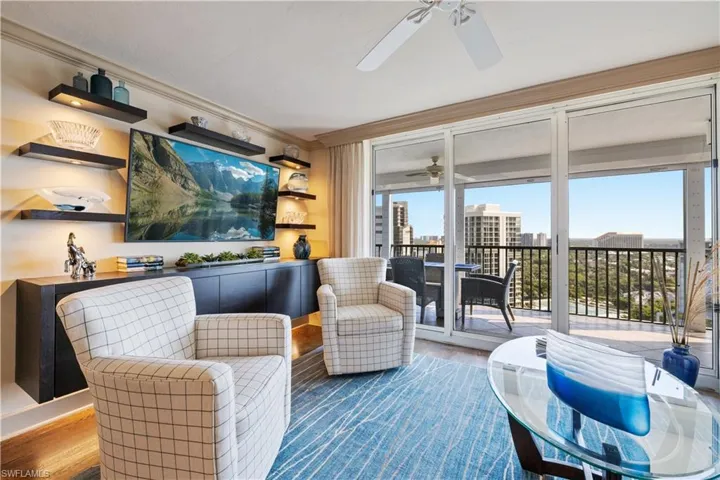 4651  Gulf Shore N BLVD, Naples, FL 34103