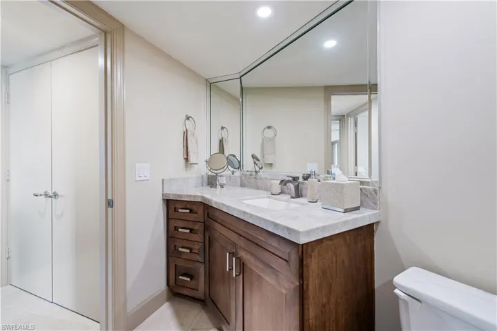 4651  Gulf Shore N BLVD, Naples, FL 34103