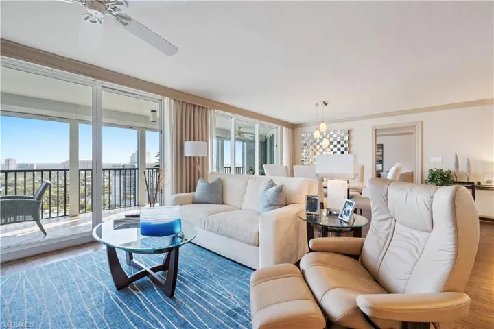 4651  Gulf Shore N BLVD, Naples, FL 34103