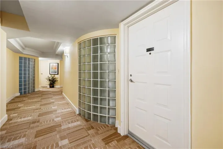 4651  Gulf Shore N BLVD, Naples, FL 34103